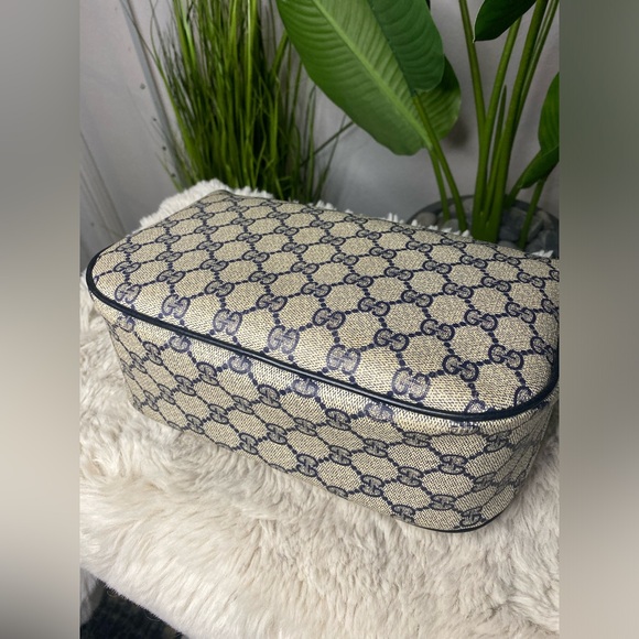 Gucci Vintage Purse - Picture 12 of 17